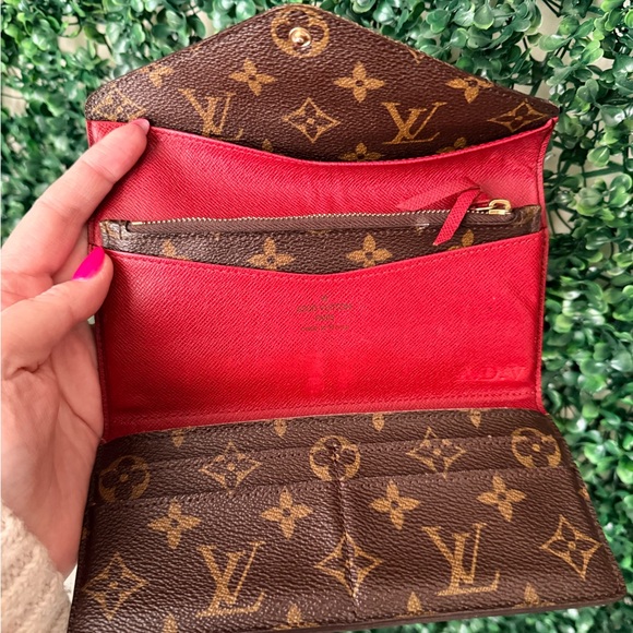 Louis Vuitton Brown Monogram Josephine Wallet - Picture 6 of 12